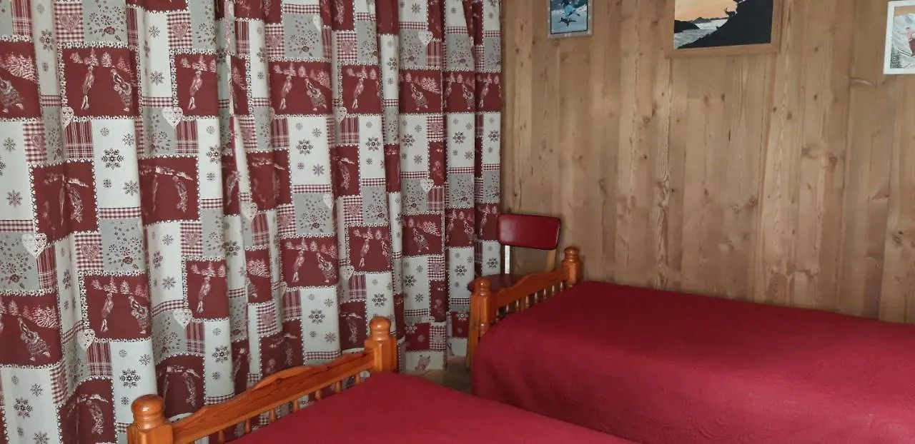 GERFAUD Appartements en chalet Saint-Gervais-les-Bains 0*,